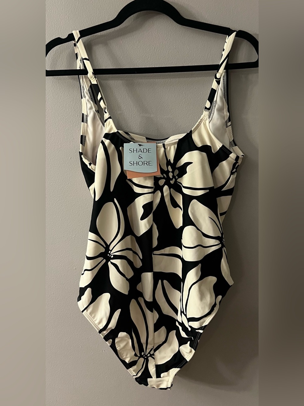 Shade & Shore Black and White Floral One-Piece Swimsuit with Scoop Neck - Picture 2 of 3